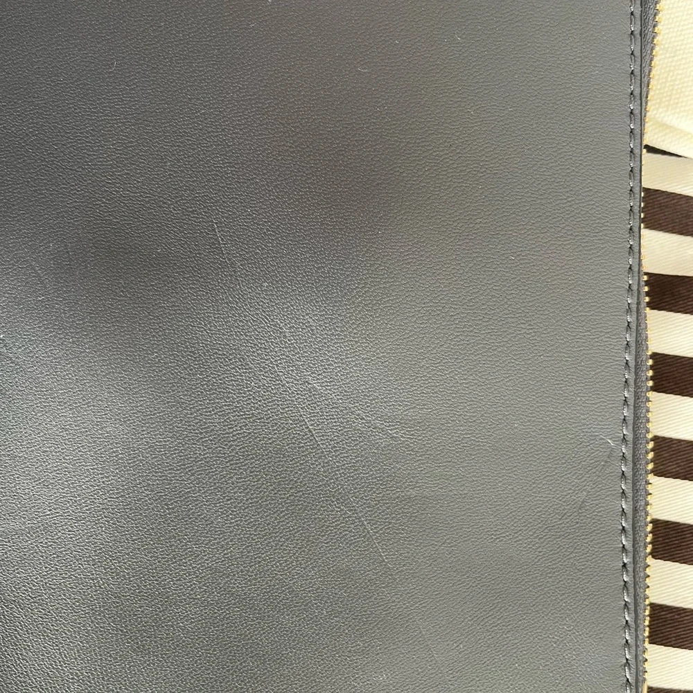 Theory grey Leather Crossbody Bag Clutch NWT - Picture 2 of 6